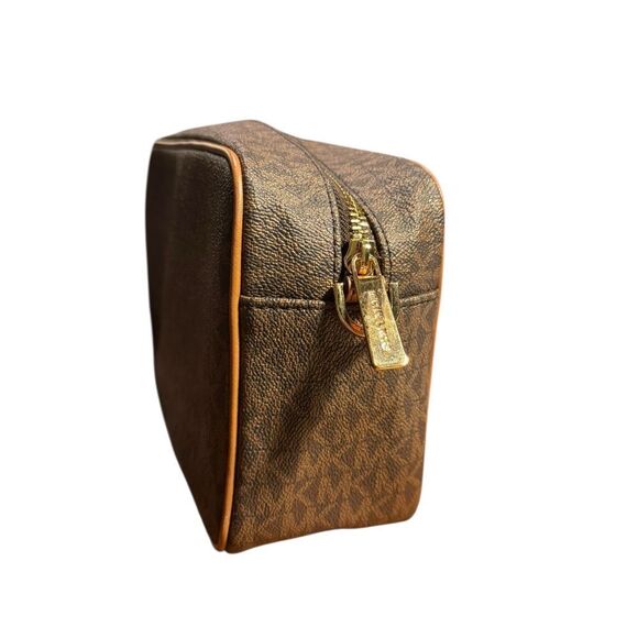 Michael Kors Kenly Large Logo Crossbody Bag Unisex - Picture 4 of 12